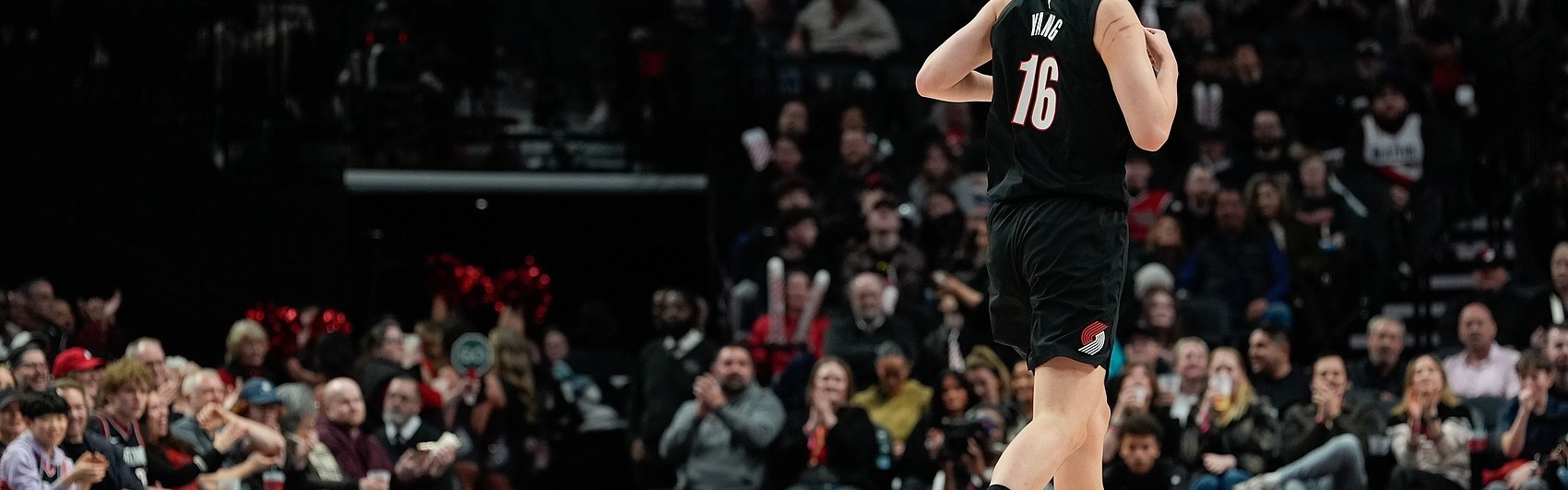 开云官方网-上来跑两圈有氧~杨瀚森最后时刻出战1分52秒无数据进账 正负值+1